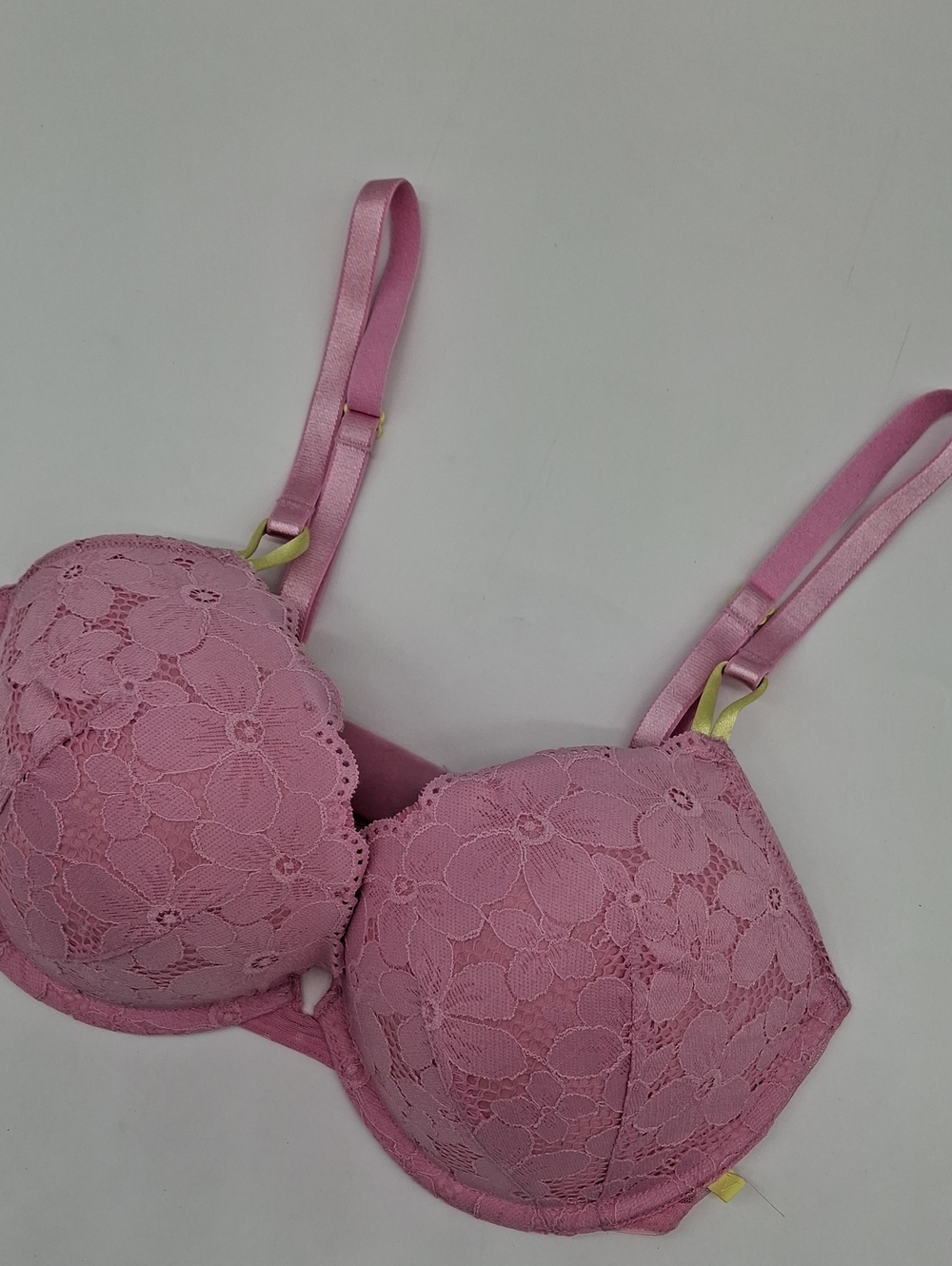 Victoria's Secret Lace Underwire Push-Up Bra Pink 36D